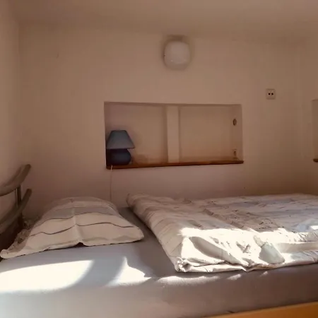 公寓 Three-story Urban Micro Treehouse 卢布尔雅那